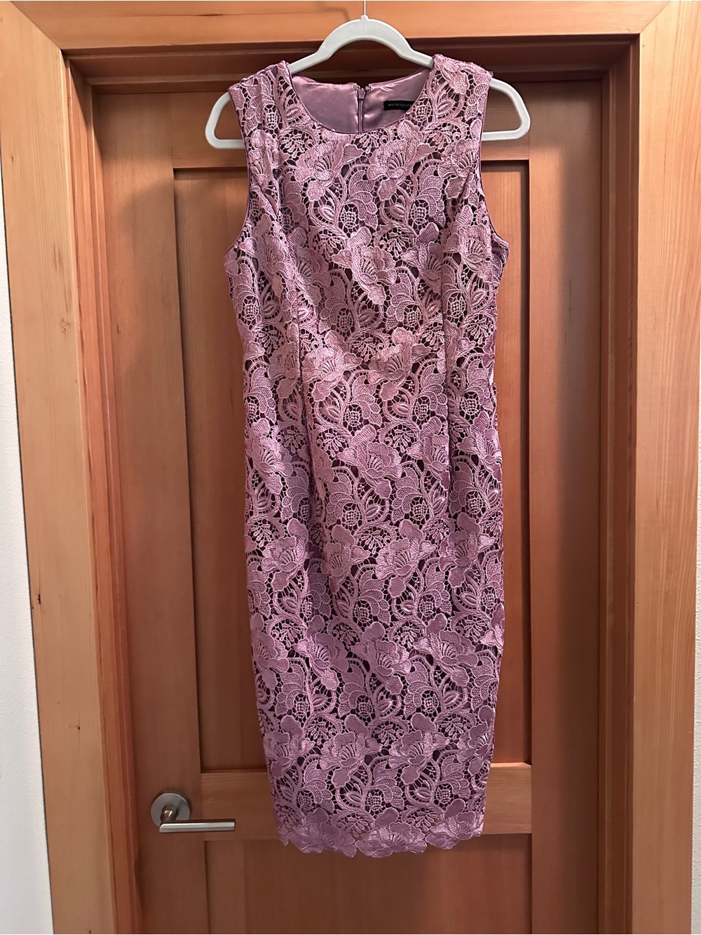 Sleeveless Pink Lace Sheath Dress